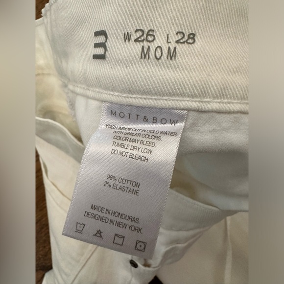 Mott + Bow Mercer Mom Jeans in White Size 26 - Picture 6 of 9